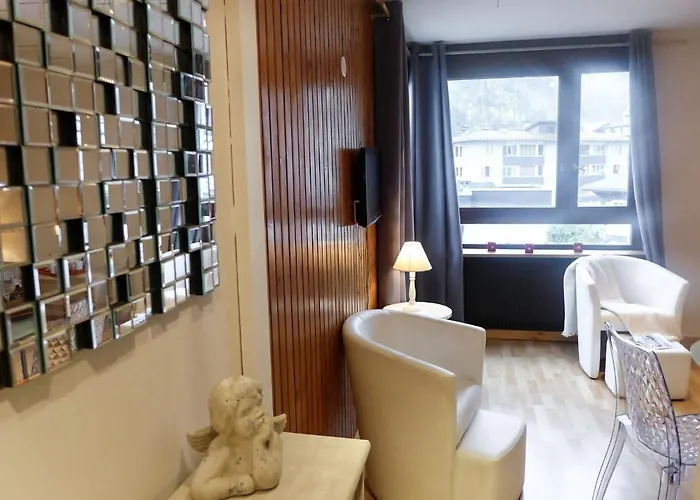 L'aiguille Du Midi-8 By Interhome *