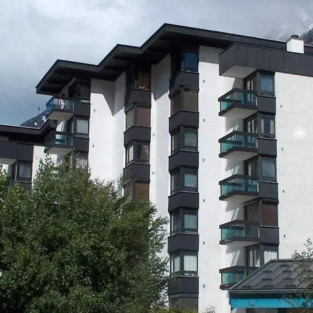 Apartment L'aiguille Du Midi-8 By Interhome *