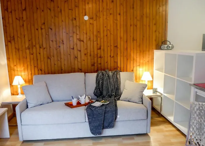 L'aiguille Du Midi-8 By Interhome *